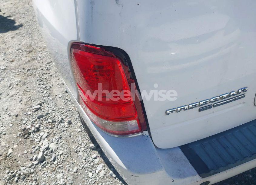 Photo 12 of 2005 Ford Freestar SEL (VIN 2FMDA52205BA22074)