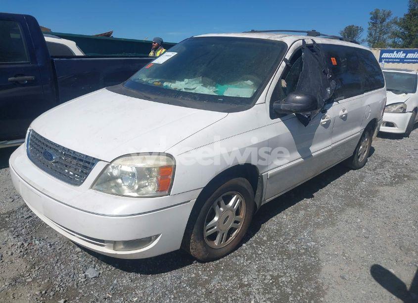Photo 2 of 2005 Ford Freestar SEL (VIN 2FMDA52205BA22074)