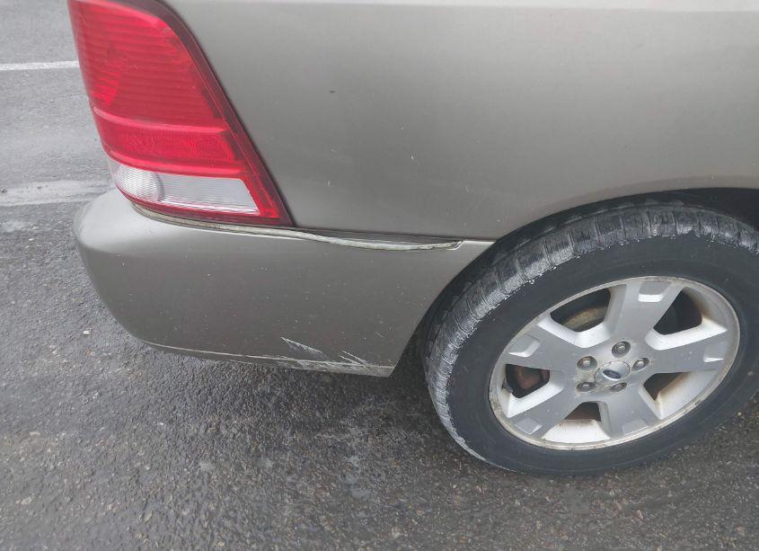 Photo 13 of 2004 Ford Freestar SEL (VIN 2FMDA52224BB28928)