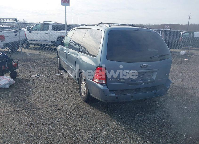Photo 3 of 2004 Ford Freestar SEL (VIN 2FMDA52234BA01511)