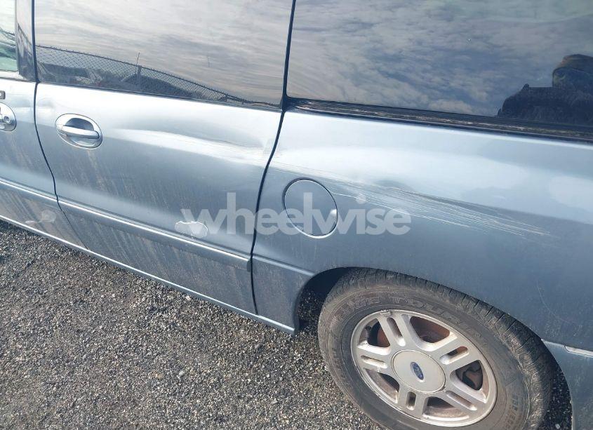 Photo 6 of 2004 Ford Freestar SEL (VIN 2FMDA52234BA01511)