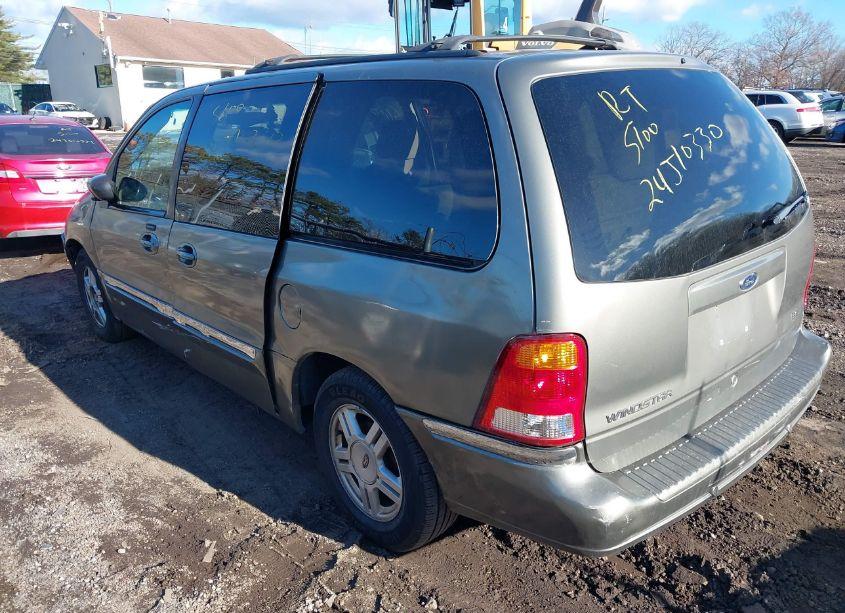 Photo 3 of 2002 Ford Windstar SE (VIN 2FMDA52442BB59533)