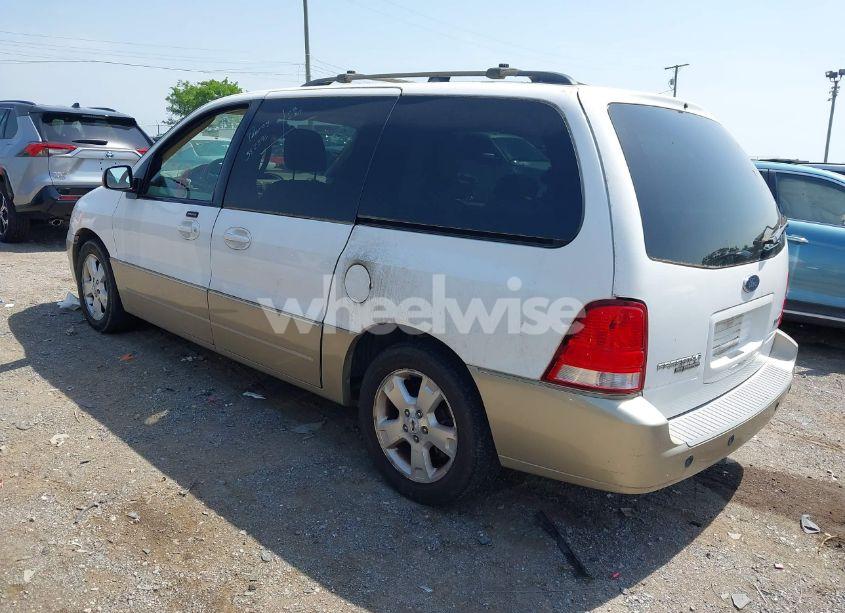 Photo 3 of 2004 Ford Freestar LIMITED (VIN 2FMDA58284BA67169)