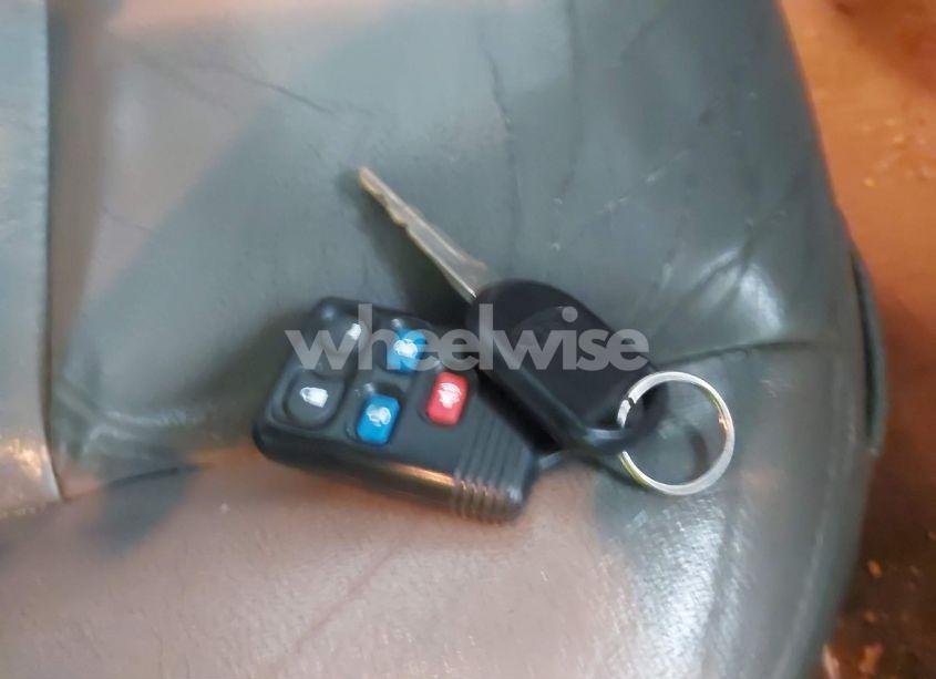 Photo 11 of 2004 Ford Freestar LIMITED (VIN 2FMDA582X4BA34156)