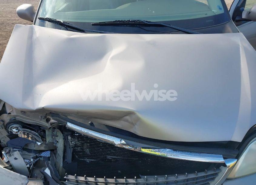 Photo 10 of 2002 Ford Windstar LIMITED (VIN 2FMDA58432BB77383)