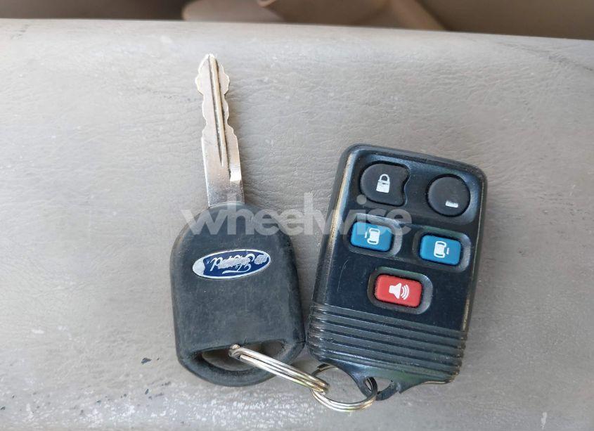 Photo 11 of 2002 Ford Windstar LIMITED (VIN 2FMDA58432BB77383)