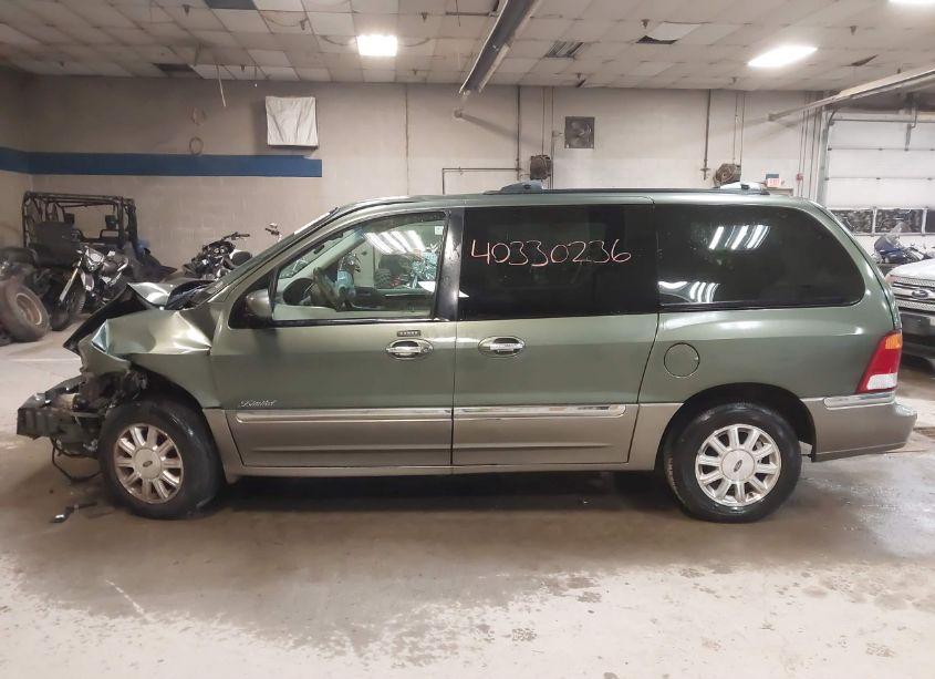 Photo 15 of 2002 Ford Windstar LIMITED (VIN 2FMDA58482BB17020)