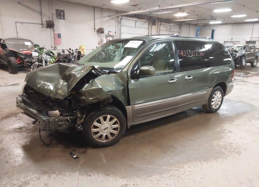 Photo 2 of 2002 Ford Windstar LIMITED (VIN 2FMDA58482BB17020)