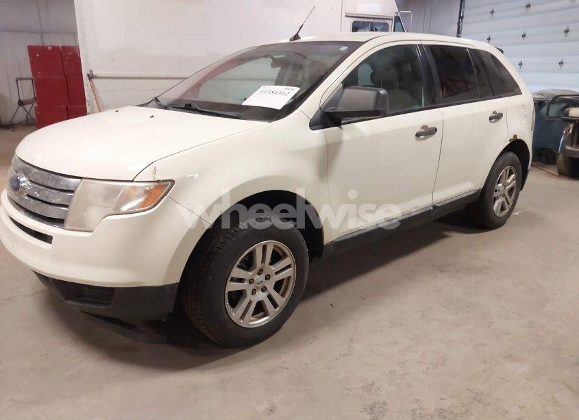Photo 2 of 2007 Ford Edge SE (VIN 2FMDK36C27BA88021)