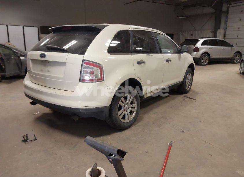 Photo 4 of 2007 Ford Edge SE (VIN 2FMDK36C27BA88021)