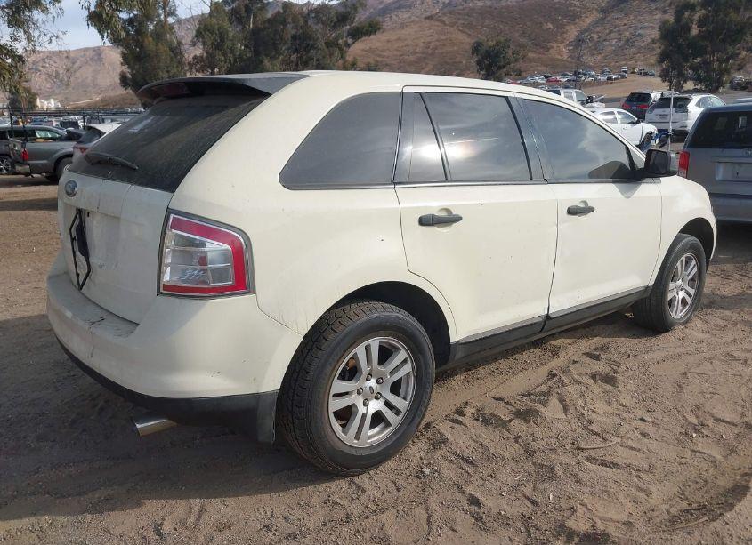 Photo 4 of 2007 Ford Edge SE (VIN 2FMDK36C37BA22433)