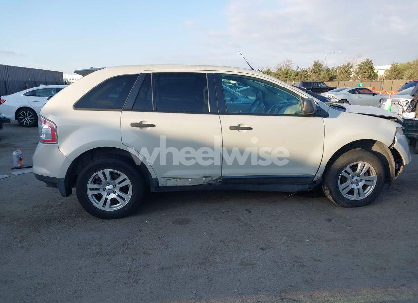 Photo 14 of 2007 Ford Edge SE (VIN 2FMDK36C37BA77898)