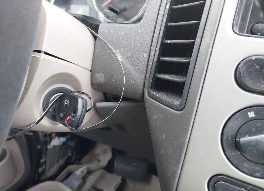 Photo 11 of 2008 Ford Edge SE (VIN 2FMDK36C38BA67809)