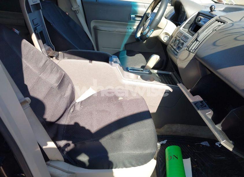 Photo 5 of 2009 Ford Edge SE (VIN 2FMDK36C59BA81132)