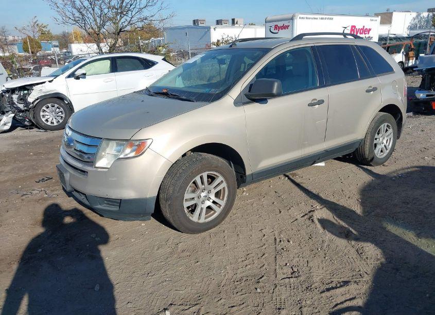 Photo 2 of 2007 Ford Edge SE (VIN 2FMDK36C67BA46175)