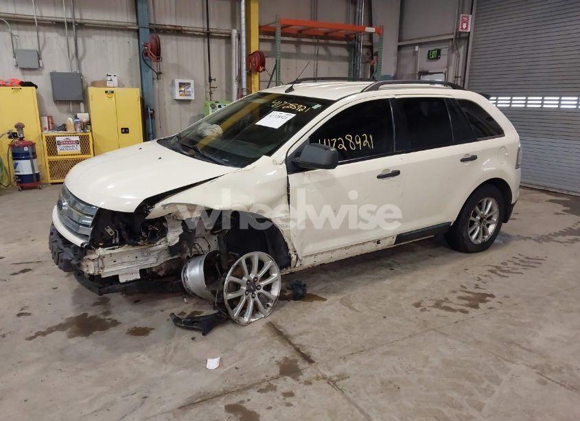 Photo 2 of 2008 Ford Edge SE (VIN 2FMDK36C68BA31760)