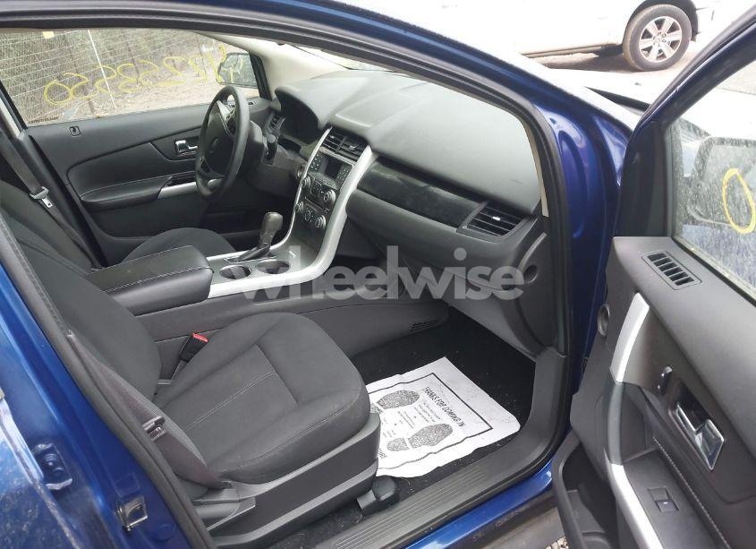 Photo 5 of 2014 Ford Edge SE (VIN 2FMDK3G93EBA15837)