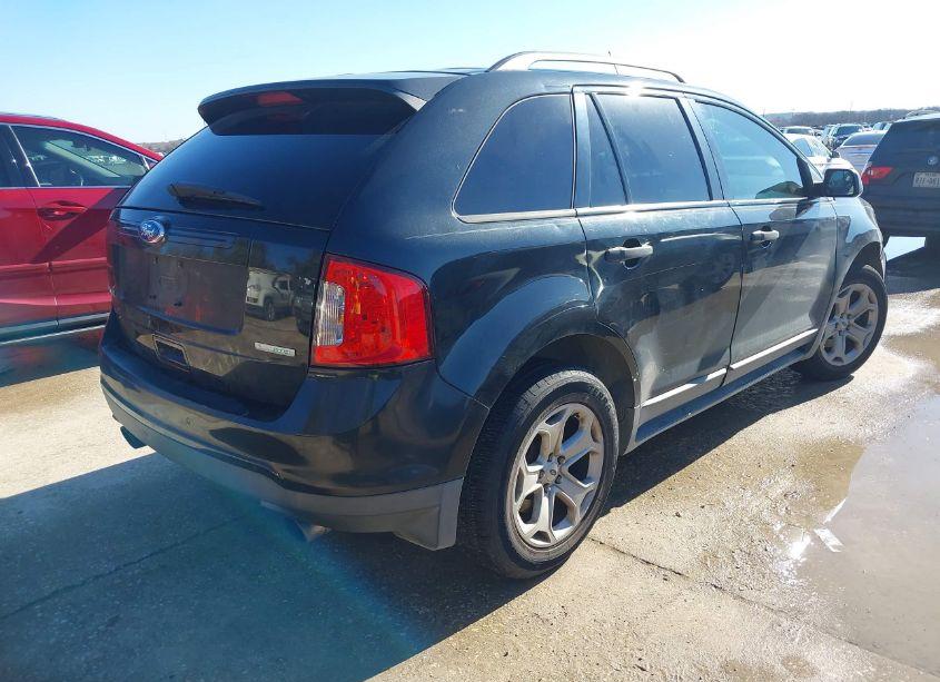 Photo 4 of 2012 Ford Edge SE (VIN 2FMDK3G96CBA69324)