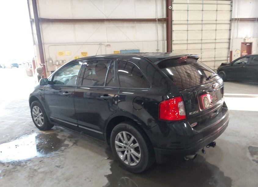 Photo 3 of 2013 Ford Edge SE (VIN 2FMDK3G96DBC30966)