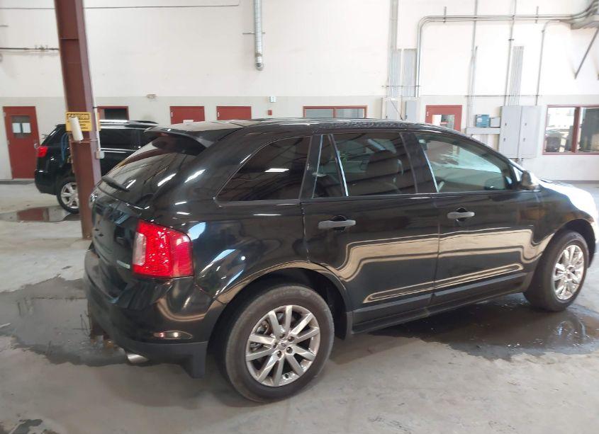 Photo 4 of 2013 Ford Edge SE (VIN 2FMDK3G96DBC30966)