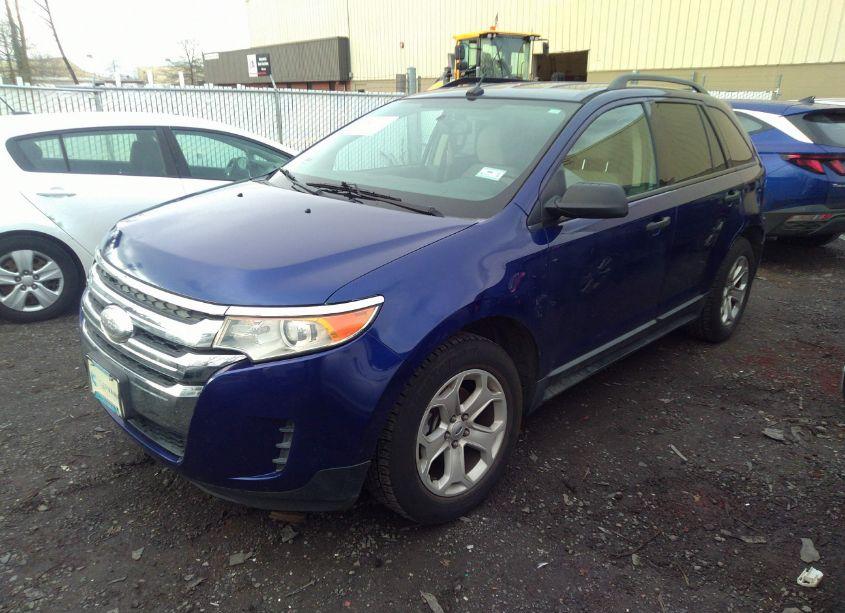 Photo 2 of 2013 Ford Edge SE (VIN 2FMDK3G97DBA98509)