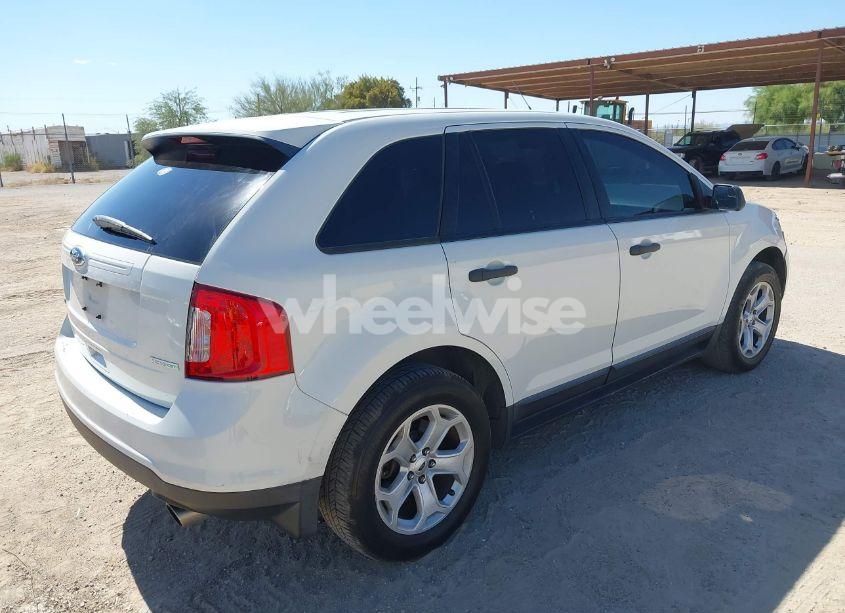 Photo 4 of 2013 Ford Edge SE (VIN 2FMDK3G98DBC59336)