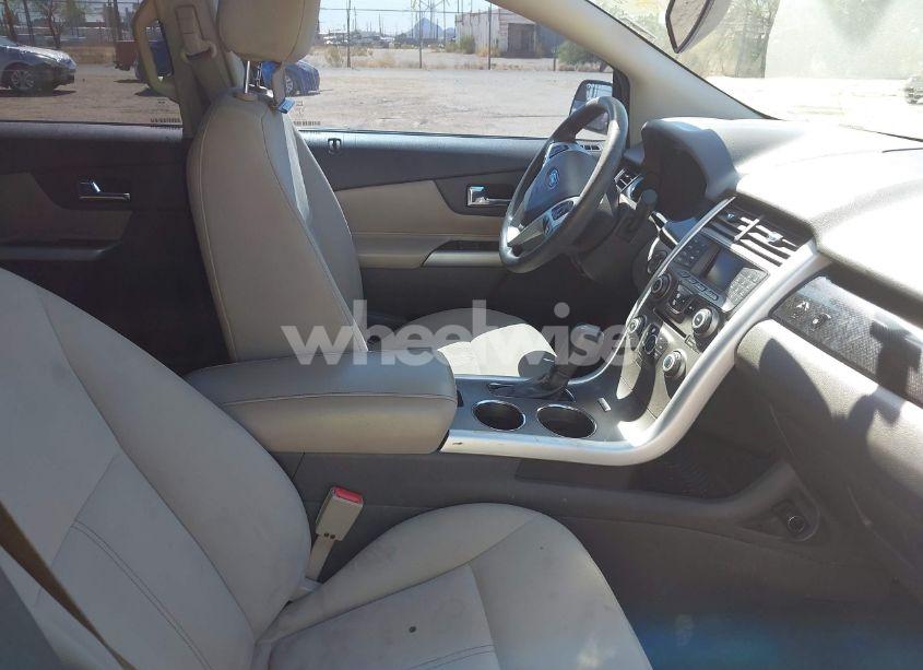 Photo 5 of 2013 Ford Edge SE (VIN 2FMDK3G98DBC59336)