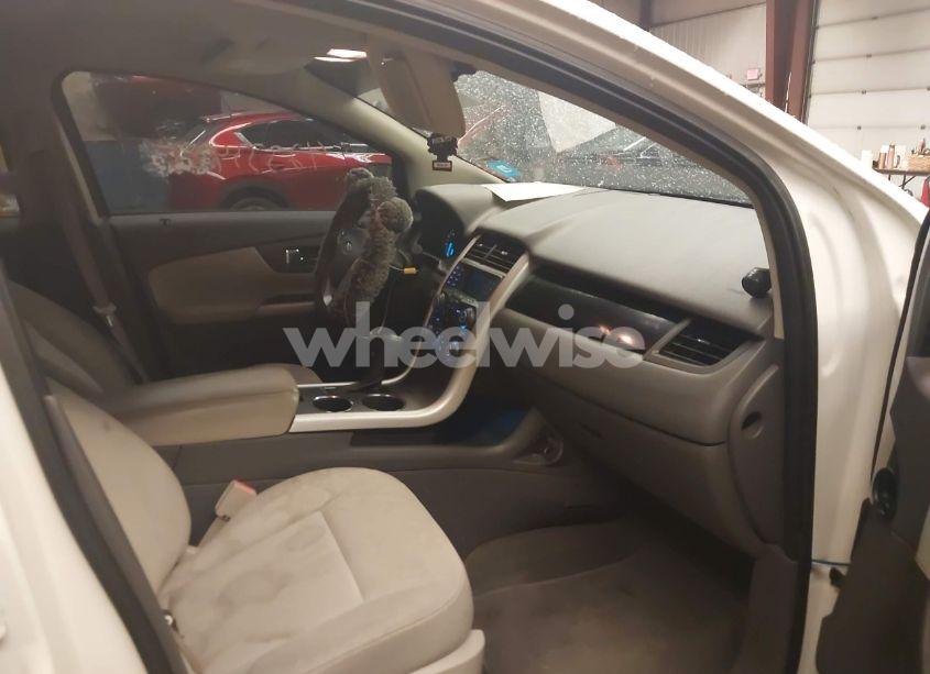 Photo 5 of 2013 Ford Edge SE (VIN 2FMDK3G99DBA95899)