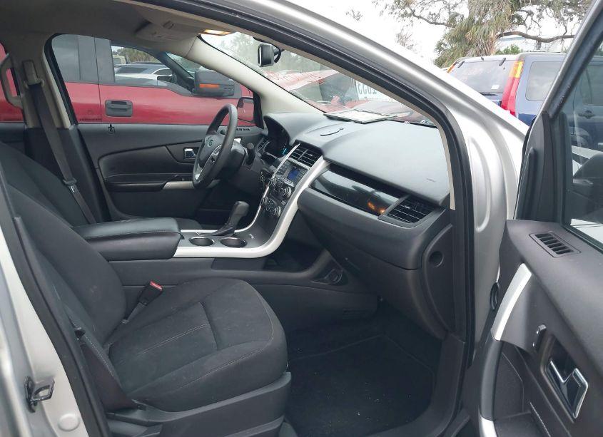 Photo 5 of 2013 Ford Edge SE (VIN 2FMDK3G9XDBB36976)