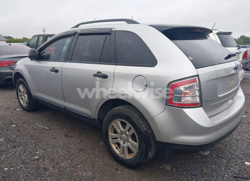 Photo 3 of 2010 Ford Edge SE (VIN 2FMDK3GC0ABA48879)