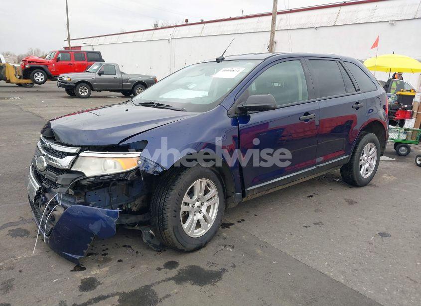 Photo 2 of 2011 Ford Edge SE (VIN 2FMDK3GC0BBB03834)