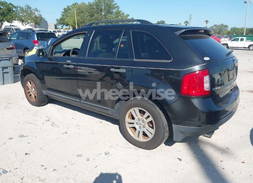 Photo 3 of 2012 Ford Edge SE (VIN 2FMDK3GC0CBA57889)