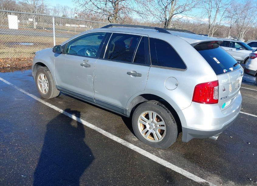 Photo 3 of 2013 Ford Edge SE (VIN 2FMDK3GC0DBA25252)