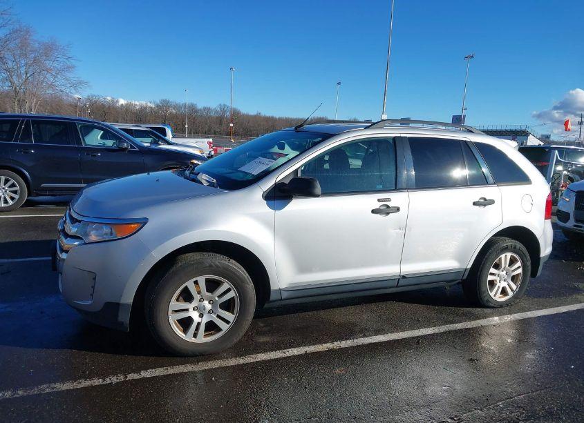 Photo 6 of 2013 Ford Edge SE (VIN 2FMDK3GC0DBA25252)