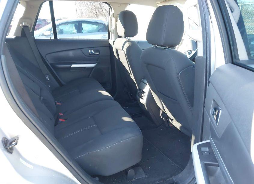 Photo 8 of 2013 Ford Edge SE (VIN 2FMDK3GC0DBA25252)