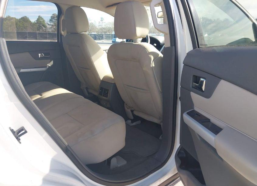 Photo 8 of 2013 Ford Edge SE (VIN 2FMDK3GC0DBA72586)