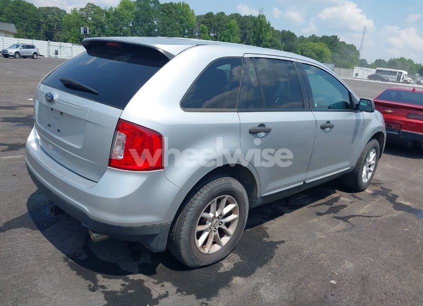 Photo 4 of 2013 Ford Edge SE (VIN 2FMDK3GC0DBB89388)