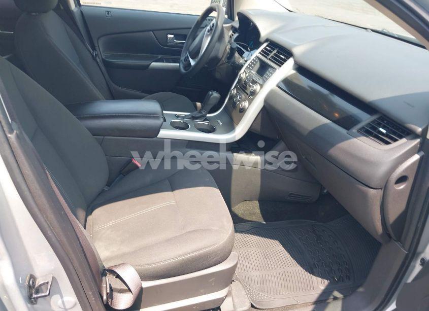Photo 5 of 2013 Ford Edge SE (VIN 2FMDK3GC0DBB89388)