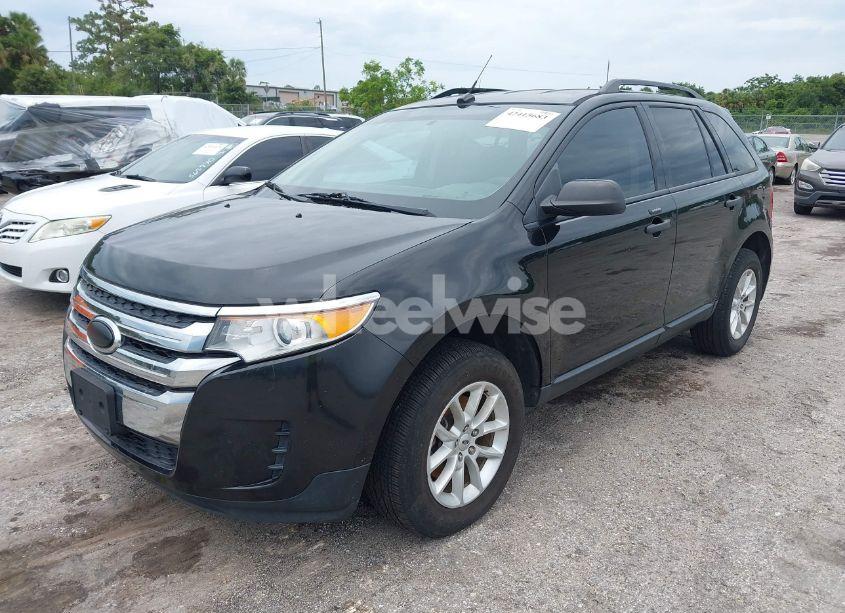 Photo 2 of 2013 Ford Edge SE (VIN 2FMDK3GC0DBB97863)