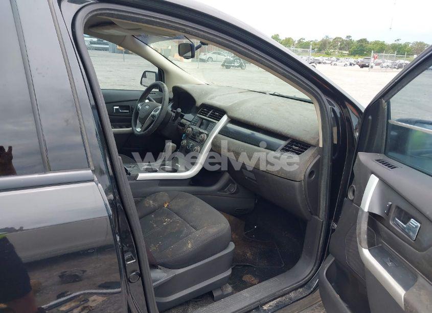 Photo 5 of 2013 Ford Edge SE (VIN 2FMDK3GC0DBB97863)