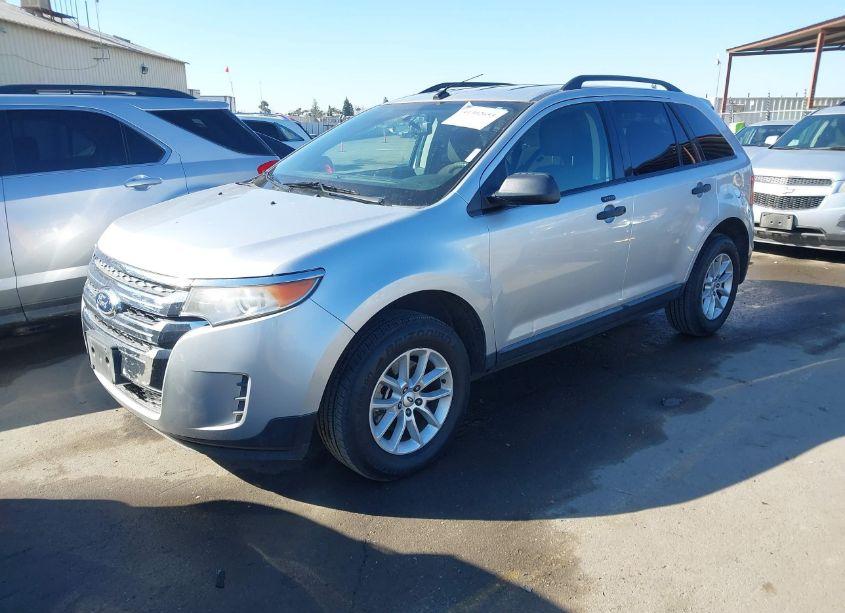 Photo 2 of 2014 Ford Edge SE (VIN 2FMDK3GC0EBB13686)