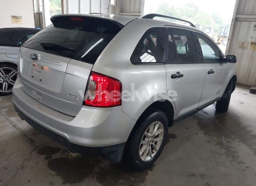 Photo 4 of 2014 Ford Edge SE (VIN 2FMDK3GC0EBB60426)