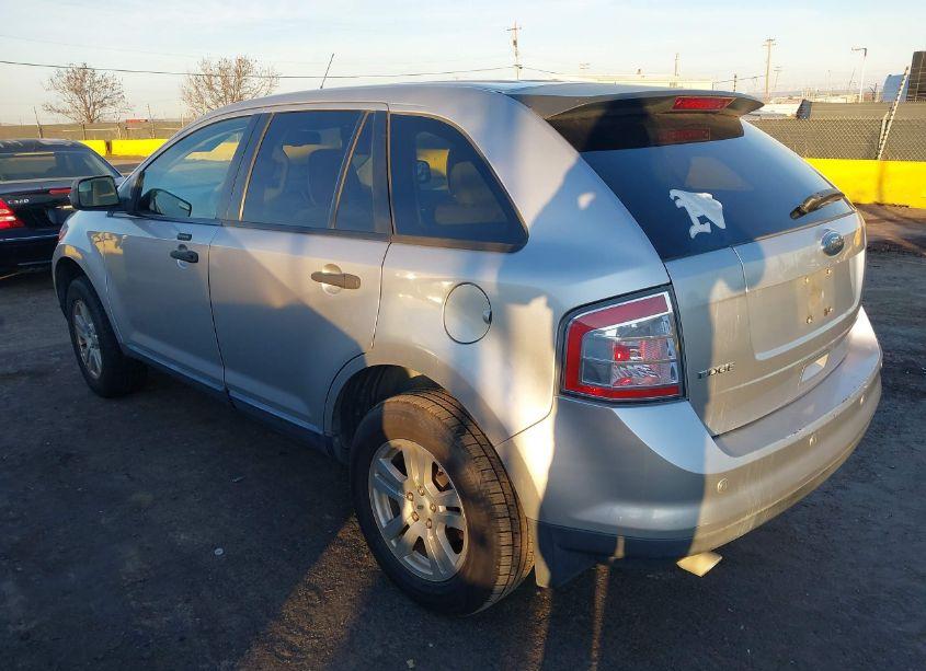Photo 3 of 2010 Ford Edge SE (VIN 2FMDK3GC1ABA72480)