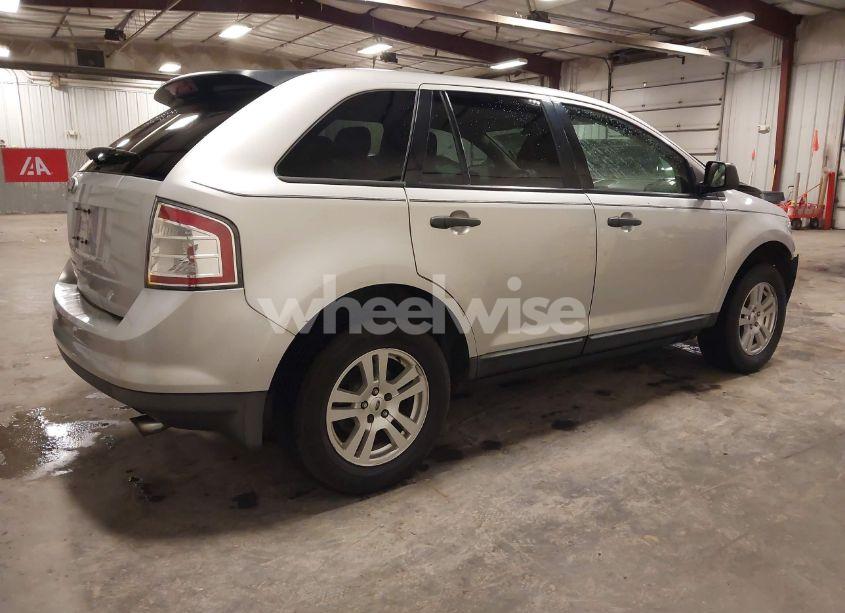 Photo 4 of 2010 Ford Edge SE (VIN 2FMDK3GC1ABB34525)