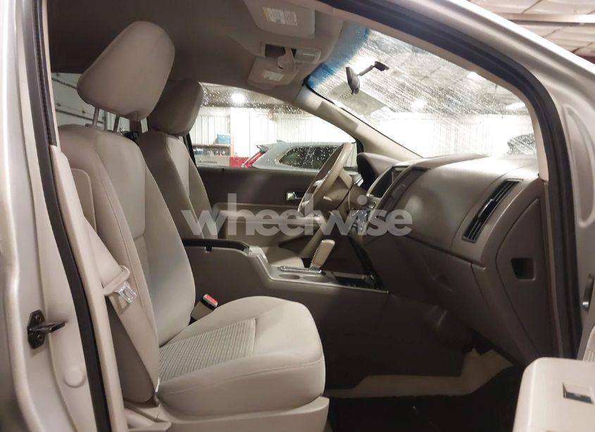 Photo 5 of 2010 Ford Edge SE (VIN 2FMDK3GC1ABB34525)