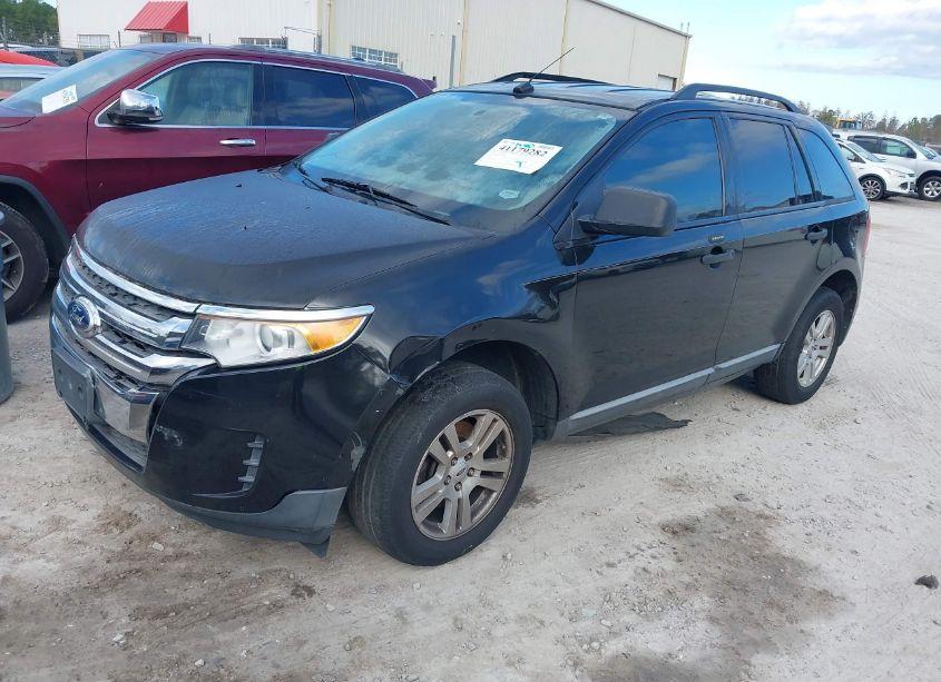Photo 2 of 2011 Ford Edge SE (VIN 2FMDK3GC1BBA11356)