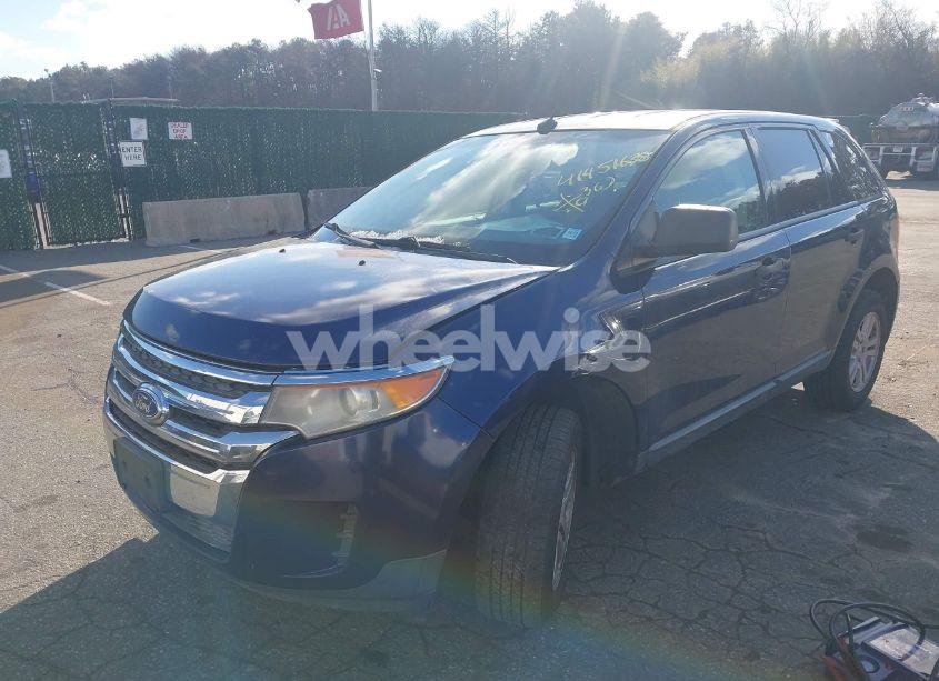 Photo 2 of 2011 Ford Edge SE (VIN 2FMDK3GC1BBA73985)