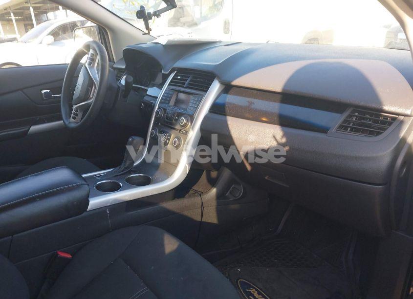 Photo 5 of 2011 Ford Edge SE (VIN 2FMDK3GC1BBA73985)