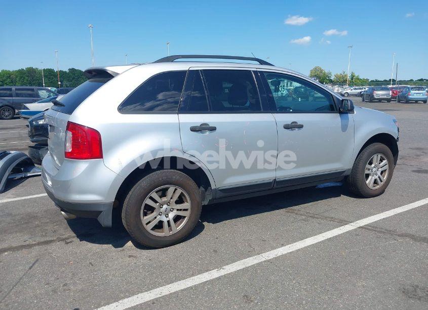 Photo 4 of 2013 Ford Edge SE (VIN 2FMDK3GC1DBA25261)
