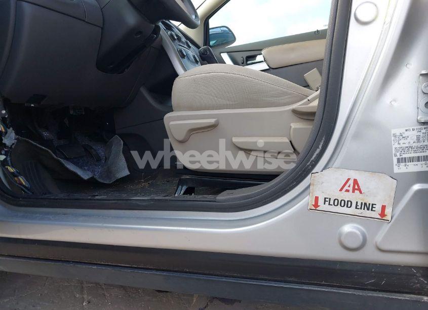Photo 6 of 2013 Ford Edge SE (VIN 2FMDK3GC1DBA56963)